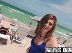 Safado videos de sexo gratis comendo a mulher no hotel